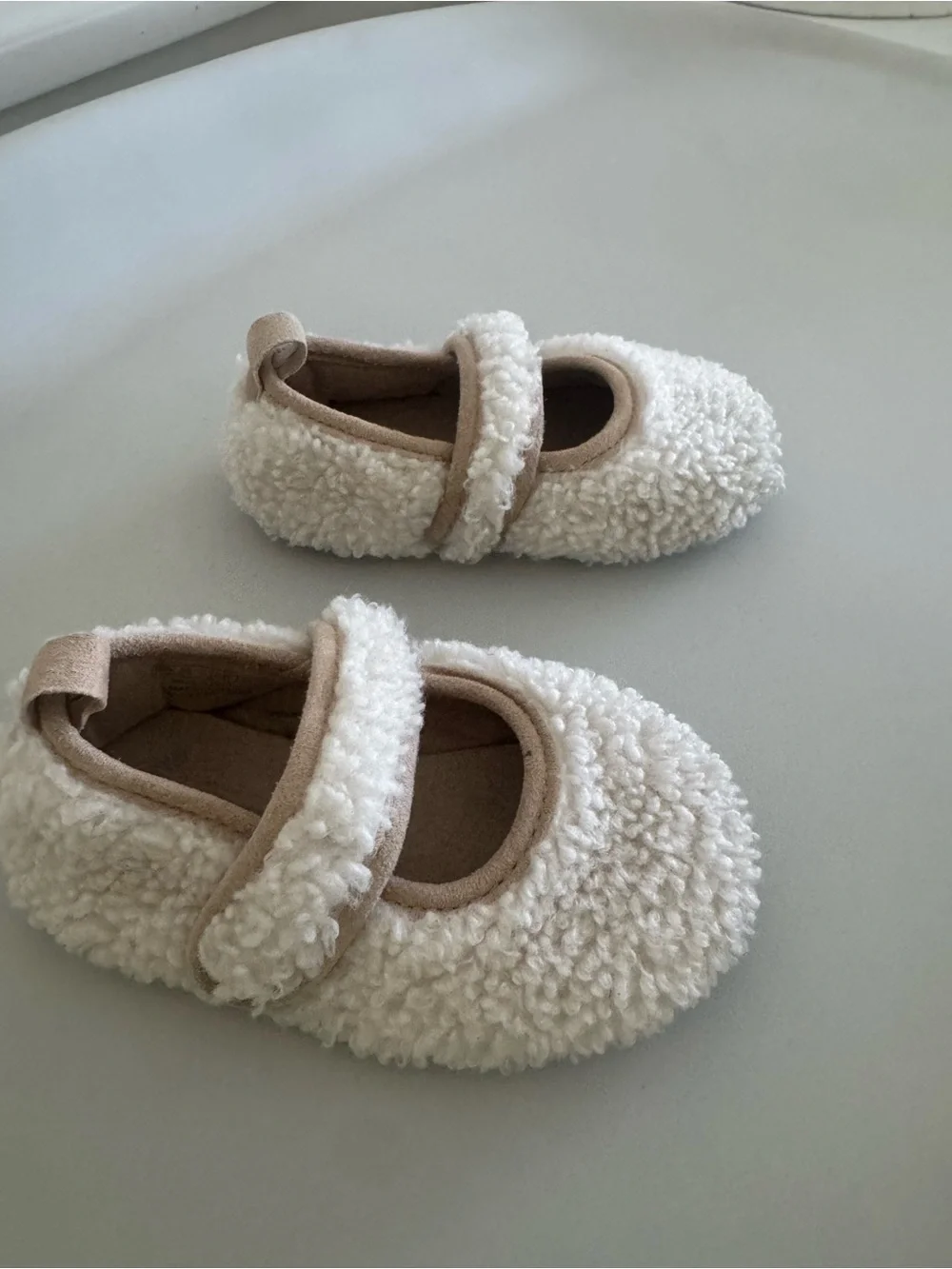 Zara Cream Sherpa Mary Jane Moccasins for Kids (Beige Trim)